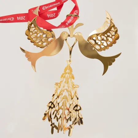 Juldekoration Georg Jensen, Christmas Collectibles, "Fir Trees & Doves", Design:Karen Bit Vejle, år 2014, ca 13cm, förgylld mässing, originalschatull.