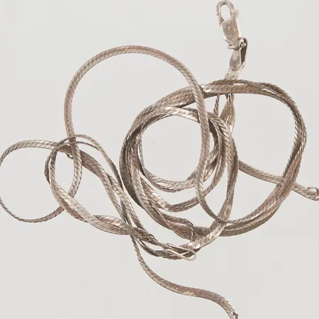 Diverse silversmycken, defekt, 830/1000 Silver 8,0g.