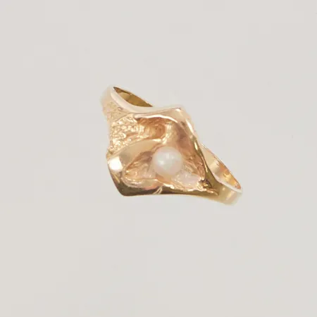 Ring, Ø17½, bredd:12mm, pärla, 18K 2,7g.