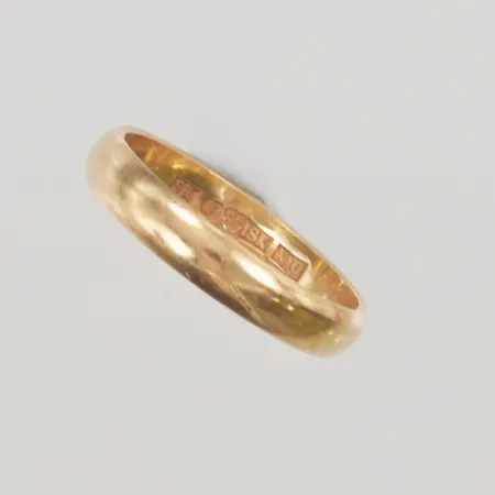Ring, Ø17, bredd:3mm, gravyr, 18K 2,7g.