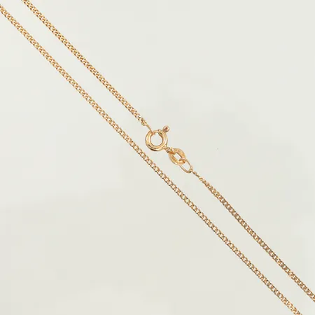 Ring med 5 diamanter ca 0,03ct, stl 16¾, bredd 3,5mm, 18K  Vikt: 4,4 g