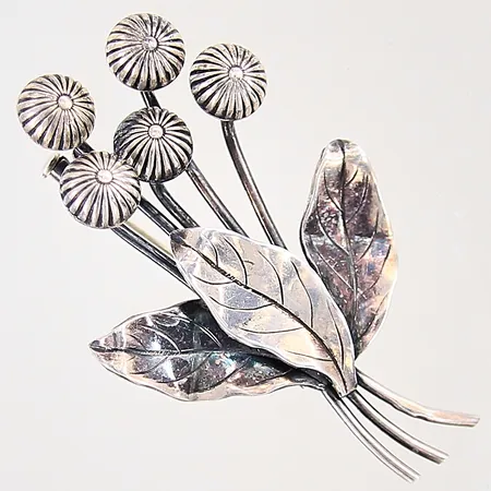 Brosch med dekor, 58x35mm, silver 830/1000 Vikt: 9,7 g