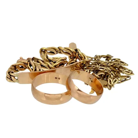 Diverse smycken, 14K guld, slitage och defekter Vikt: 34,9 g