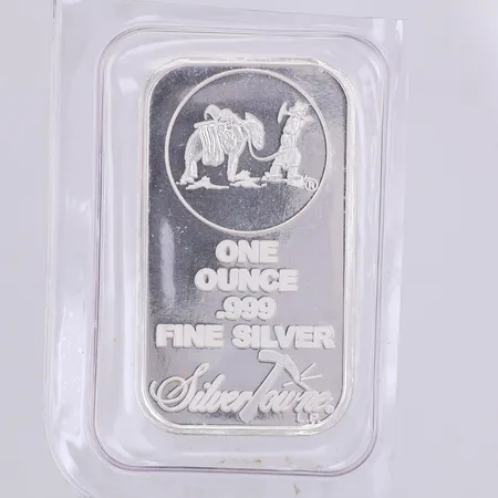 Silvertacka, Silvertowne, ett ounce, 50 x 28 x 2,3mm, finsilver 999/1000 i försluten förpackning Vikt: 31,1 g