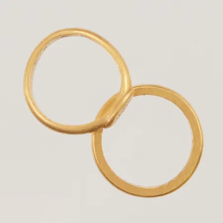 2 Ringar, gravyr, 23K 13,4g.