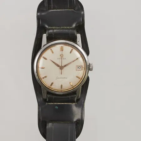 Herrur Omega Seamaster, 33mm, stål, manuell, utbytt krona samt glas.