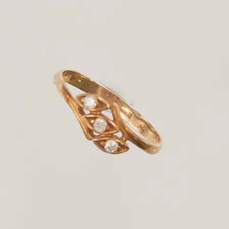 Ring, Ø16½, bredd:6mm, vita stenar, 14K 1,6g.