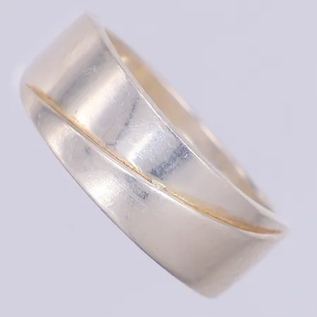 Ring, stl 18¾, Guldfynd, 925/1000 silver Vikt: 6,1 g