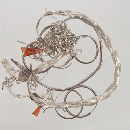 Diverse silversmycken, defekt, 830/1000 Silver 42,7g.