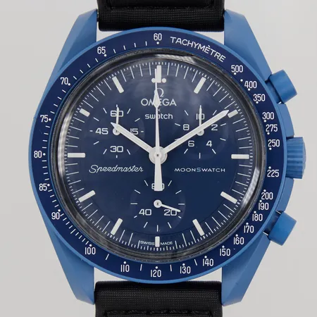 Armbandsur Omega X Swatch Mission to Neptune, bioceramic, Ø40mm, quartz, kronograf, velcro-band, manual, certifikat Februari -25, originalbox