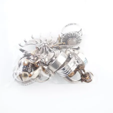 Diverse silversmycken Vikt: 70 g