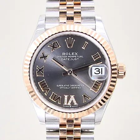 Damur Rolex Oyster Perpetual Datejust, stål/roséguld, automatisk, ref-nr: 278271, serie-nr: F406H433, kaliber: 2236, verk-nr: 3L43V986, boett-nr: 2300, datum, Ø31mm, delvis diamantindex, safirglas, jubiléelänk i stål/roséguld, fyra stycken extra länkbitar, certifikat från 2022, kvitto från Krons Ur, värderingsintyg från Nymans Ur, tag, manualer, box, ytterkartong