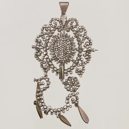 Hänge/brosch, markasiter, ca 8x4cm, defekt, oädel metall.