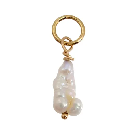 Hänge, 18K guld, odlad pärla, längd inkl. ögla 15 mm, bredd 4 mm, fint skick Vikt: 0,2 g