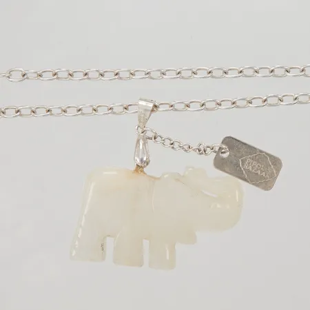 Collier/Kedja längd ca 72cm, utan lås, integrerat hänge elefant i vit sten, Pipol´s Bazaar, 925/1000 silver, bruttovikt: 33,2gr Vikt: 33,2 g