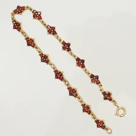 Armband med granater, 18,5cm bredd 2-6mm, förgyllt silver 925/1000-delar Vikt: 7,8 g