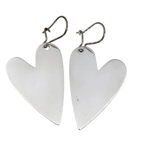 Örhängen Hjärtan, ett par, silver 925/1000, total längd 47 mm, bredd 23 mm, fint skick Vikt: 9,7 g