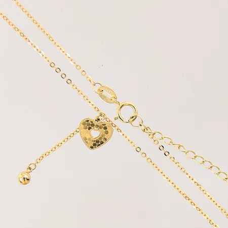 Kedja med integrerat hänge, längd 41,5-44,5cm, bredd 1-23mm, 18K Vikt: 1,7 g