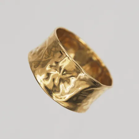 Ring, stl 16, bucklig, 18K Vikt: 2 g