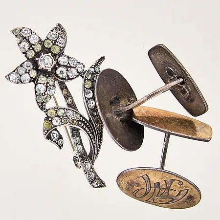 Silversmycken, stenar saknas, gravyrer, slitage, silver 830/1000 Vikt: 10,1 g