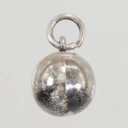 Hänge, boll, Ø10,2mm, åldersbetingat skick, öppen ögla, silver,  Vikt: 1,1 g