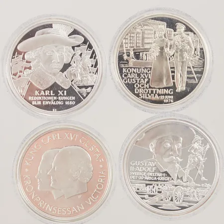 4 Minnesmynt, 36mm, Karl XI, Carl XVI Gustaf samt Silvia, Gustav II Adolf, Carl XVI Gustaf samt Victoria, plastetui, pärm med 3 myntbevis, á 27g, 925/1000 Silver 108g.