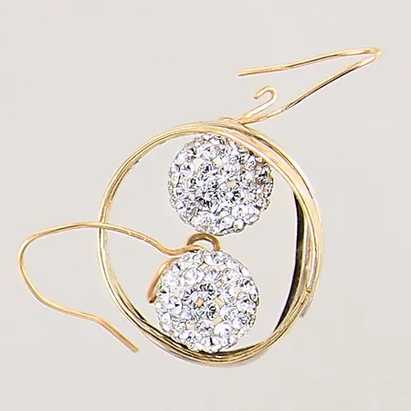 Diverse guldsmycken, defekt, 18K, bruttovikt 2,4g Vikt: 2,4 g