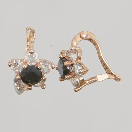 Ett par örhängen, 10mm, färgade stenar, 14K 1,3g.