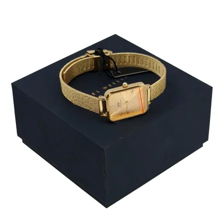 Damur Daniel Wellington (DW), stål, 20 x 32 mm, quartz  behov av nytt batteri, justerbar länk, oanvänd, originalbox, 