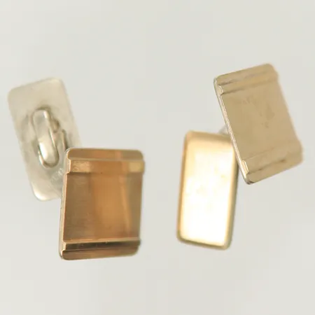 Ett par manschettknappar förgylld ovansida,  18x16, silver 830/1000-delar 9,7g Vikt: 9,7 g