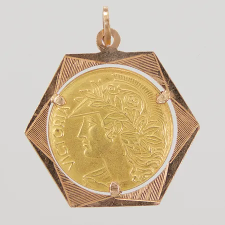 Hänge, Minerva, längd inklusive ögla 34mm, bredd 29,7mm, 18K,  Vikt: 5,1 g