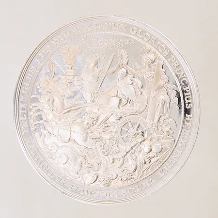 Medalj, Augustus Gustavus Adolphus, Ø78,7mm, etui, silver 999/1000 Vikt: 160,3 g