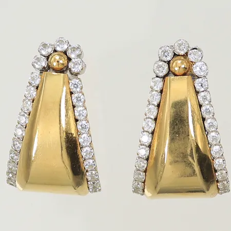 Ett par örhängen, tvåfärgade med vita stenar, längd ca, 25mm, bredd, 4-15mm (repiga, böjda) 18K, 7,8g 