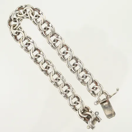 Armband bismarck, 19cm bredd 9mm, saknar säkerhetskedja, silver 830/1000-delar. Vikt: 23,5 g