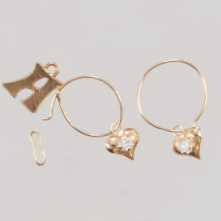 Diverse guld, defekt, 18K 0,7g.