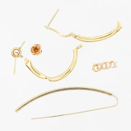 Åtta defekta smyckesdelar, 18K Vikt: 2,6 g