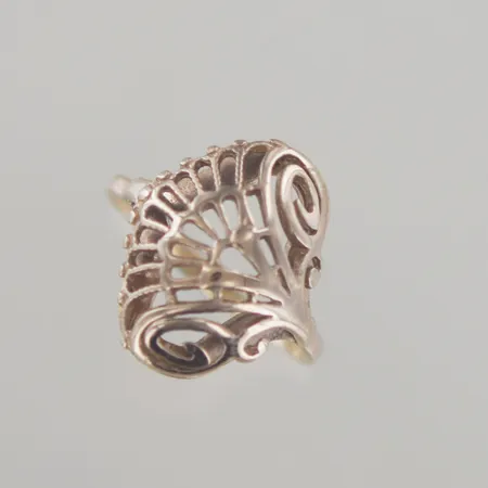Ring, Ø 18 mm, höjd 9,2 mm, 14K Vikt: 3,7 g