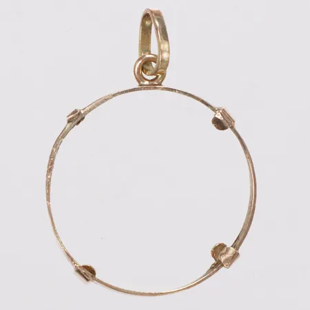 Guldram/hänge, längd 30mm inkl ögla, bredd 23mm, bucklig, skev, 14K Vikt: 1,2 g