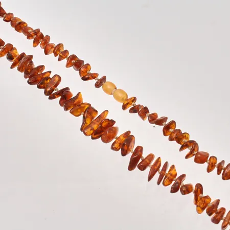 Bärnstens collier, 54cm, docerat, bredd 10-20mm. 