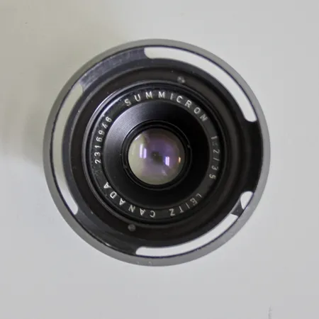 Objektiv, Summicron 1:2/35, modell 11309, för Leica M, Leitz Canada, serienummer 2316946, 1969, motljusskydd, originalkartong, bra skick, ej funktionstestad.  Skickas med postpaket.