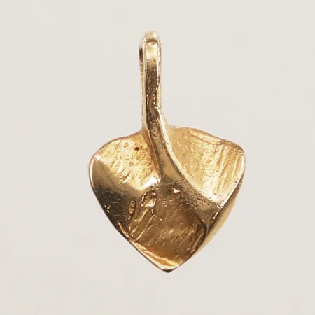 Hänge, längd 16mm inklusive ögla, bredd 10,6mm, 18K  Vikt: 1,1 g