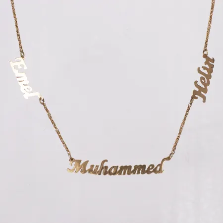 Collier, integrerat namnhänge, längd 55cm, bredd 1-8mm, ojämnheter på länk, 14K Vikt: 5,2 g