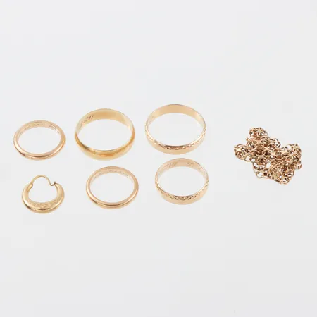 Diverse smycken med slitage/defekter,gravyrer,18k. Vikt: 28,8 g
