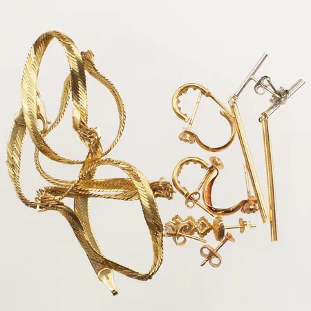 Diverse guld, stenar, skadat, defekt, 18K  Vikt: 14,4 g