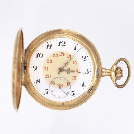 Fickur i 14K, monogram på bakboett, innerboett i metall med personlig gravyr. Bruttovikt: 76,4g 