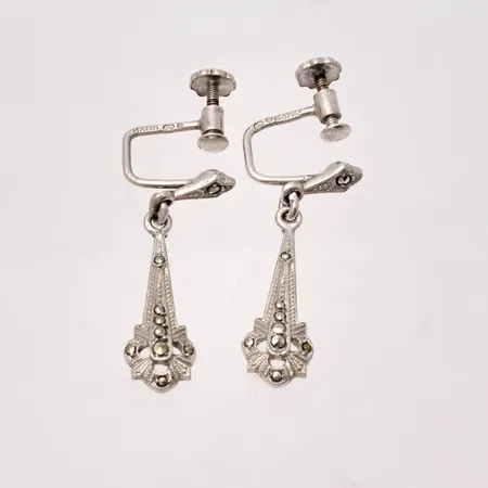 1par örhängen i silver, mått 7,5x28,9mm, Markasiter, 830/1000, vikt 3,19g.