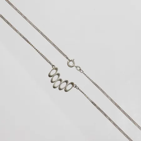 Collier, längd ca 40cm, bredd 2-11mm, 835/1000 silver Vikt: 6,2 g