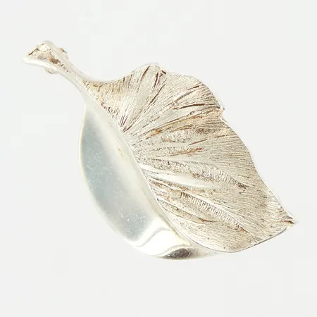 Brosch, 43x26mm, silver 925/1000 Vikt: 7 g