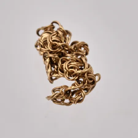 Defekt guld,18K, vikt 4,82g.