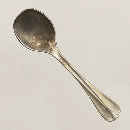 Saltsked, längd 6cm, tre torn, Danmark, 830/1000 silver Vikt: 4,5 g